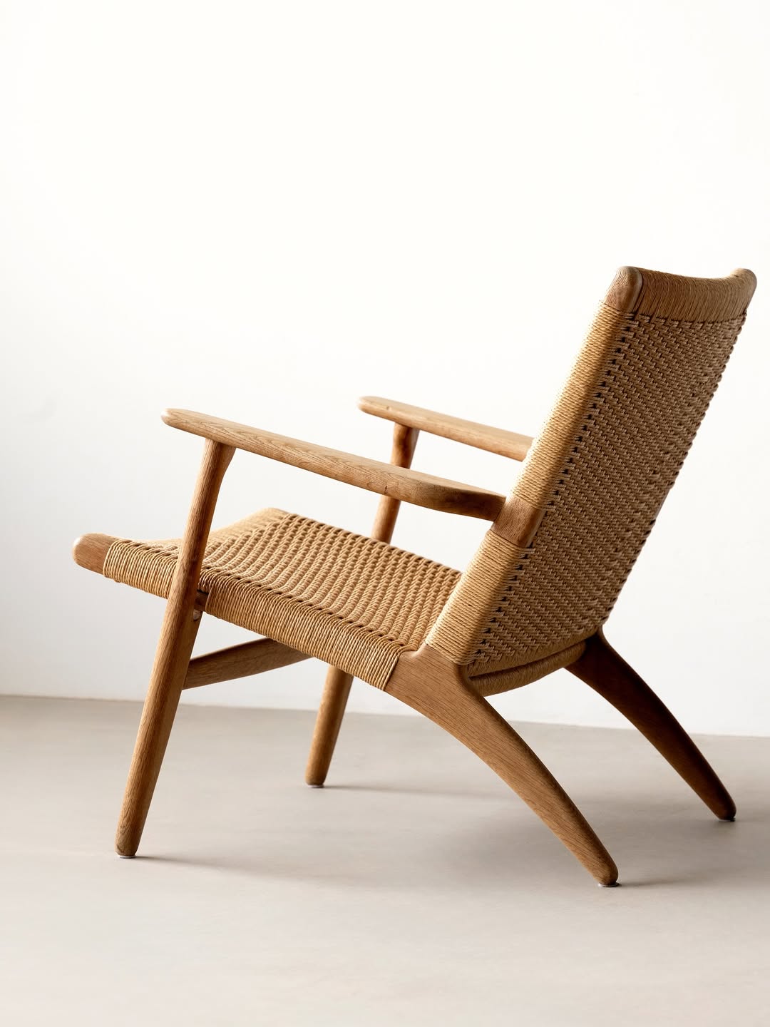 Hans Wegner CH25 Chair thumbnail 5
