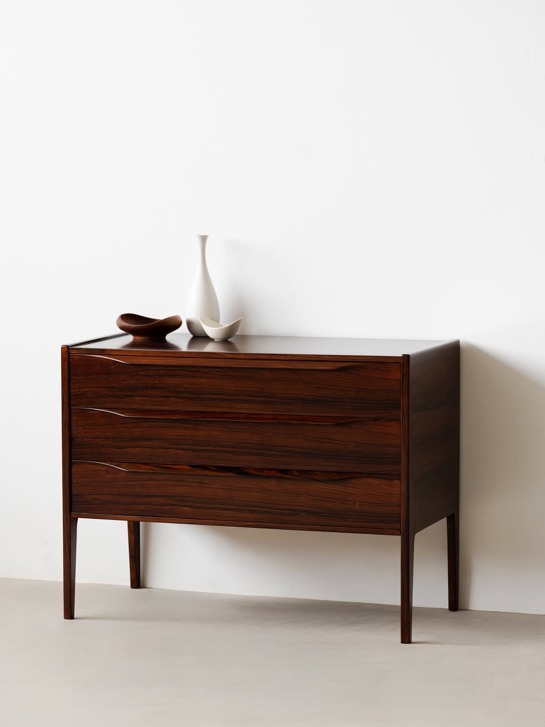 Solid Wood Chest of Drawers thumbnail 4