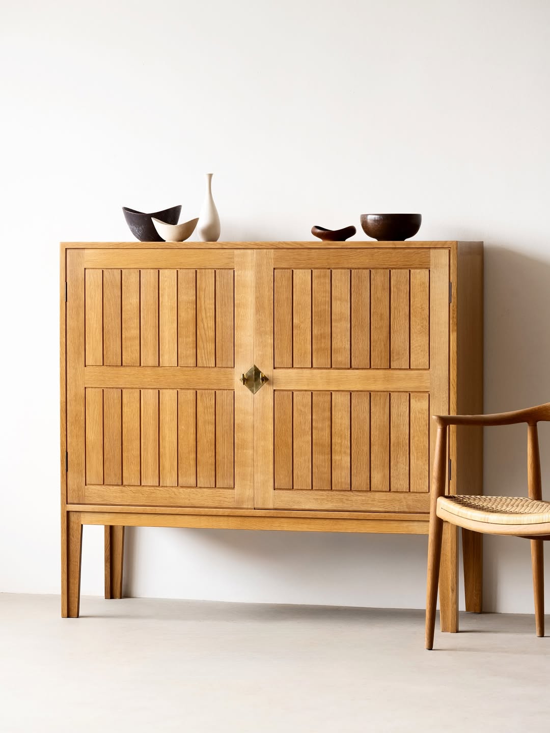 Oak Cabinet with Brass Key thumbnail 2